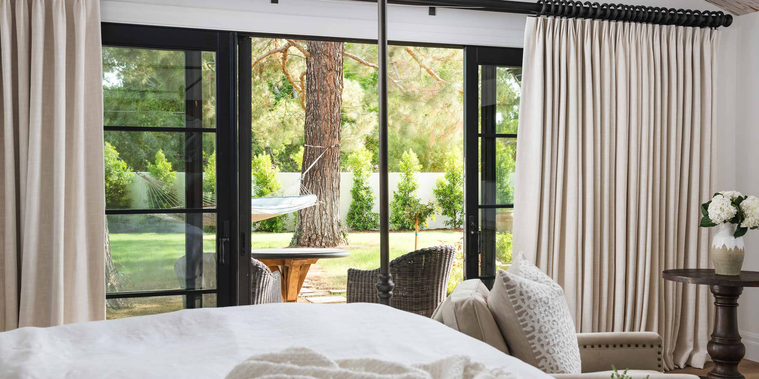 Stacks Image 2015804