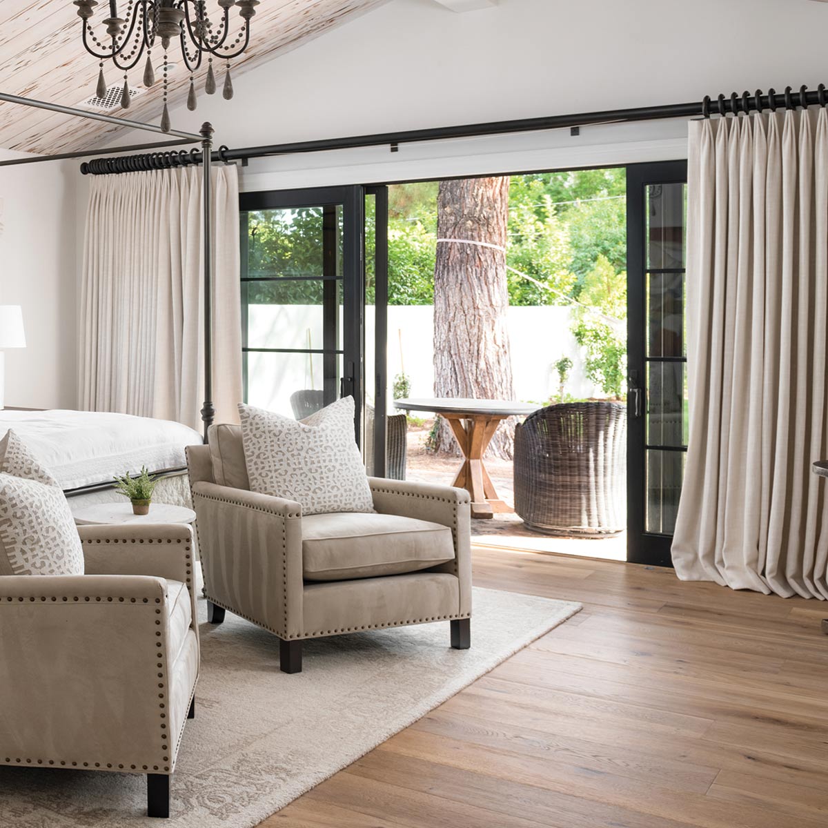 Stacks Image 2015749