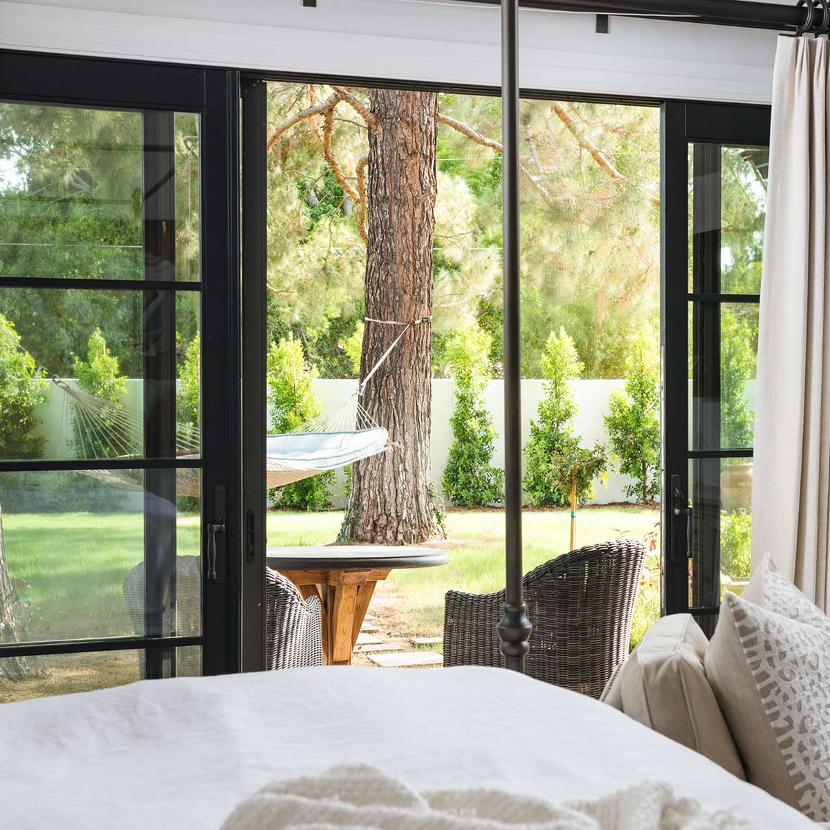 Stacks Image 2015921