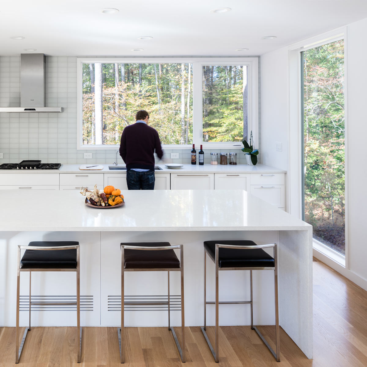 Stacks Image 2015853