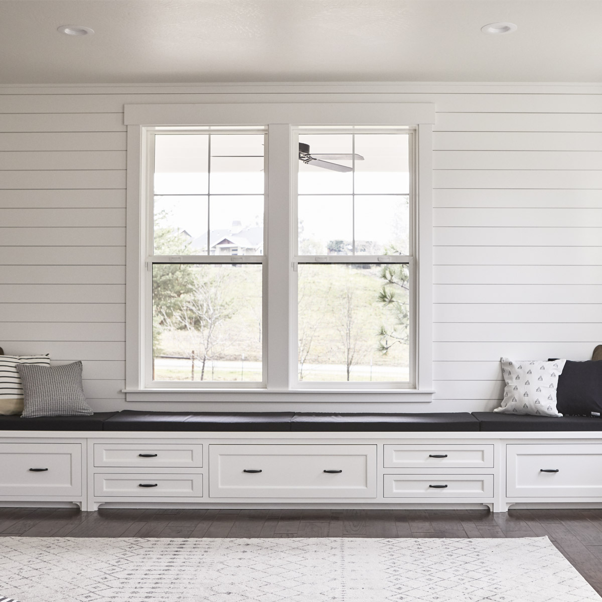 Stacks Image 2015919